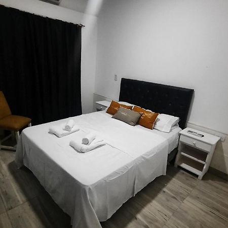 Bed and Breakfast Solano House Термас-де-Рио-Ондо Экстерьер фото